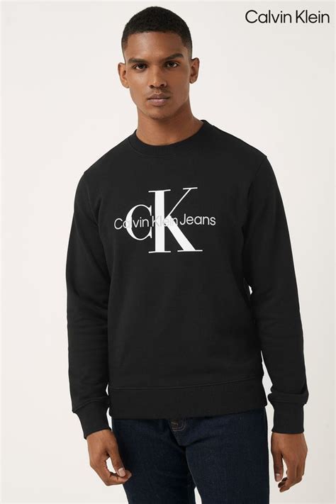 calvin klein clothing online clearance.